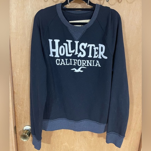 HOLLISTER -Womens California Loose Fit Graphic Sweatshirt - Picture 1 of 3